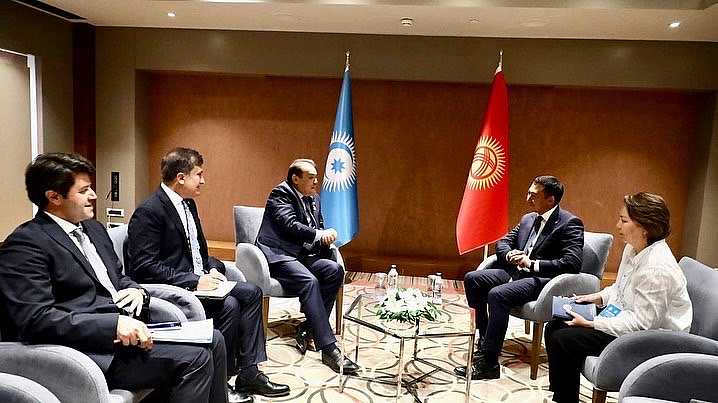 TDT Genel Sekreteri, Kırgızistan Kültür, Enformasyon, Spor ve Gençlik Politikası Bakanı ile görüştü